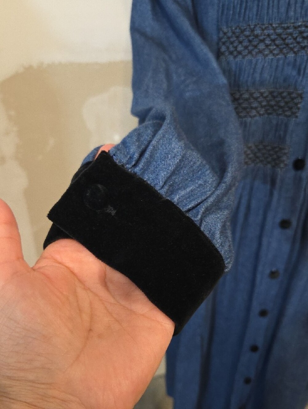 Coldwater Creek Denim  Long-Sleeve Button-Front Dress Smocked Velvet Black Trim - Picture 3 of 9